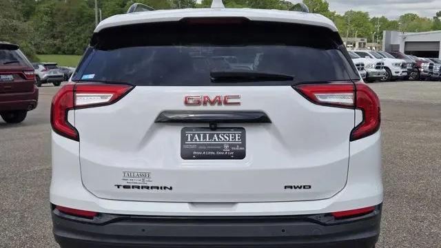 2023 GMC Terrain SLT
