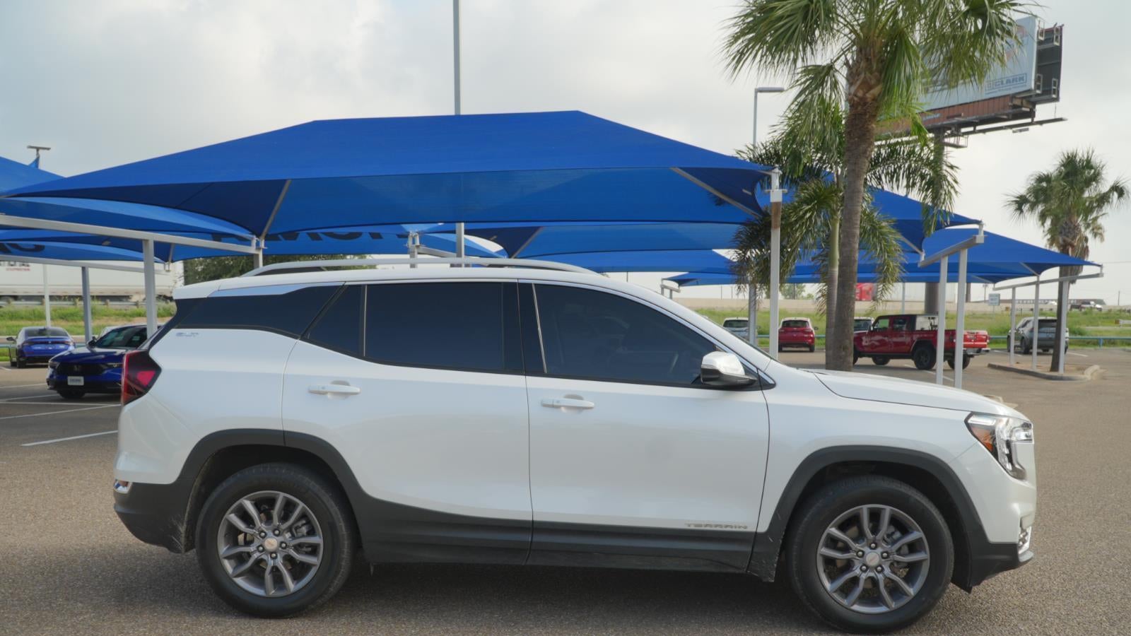 2024 GMC Terrain SLT