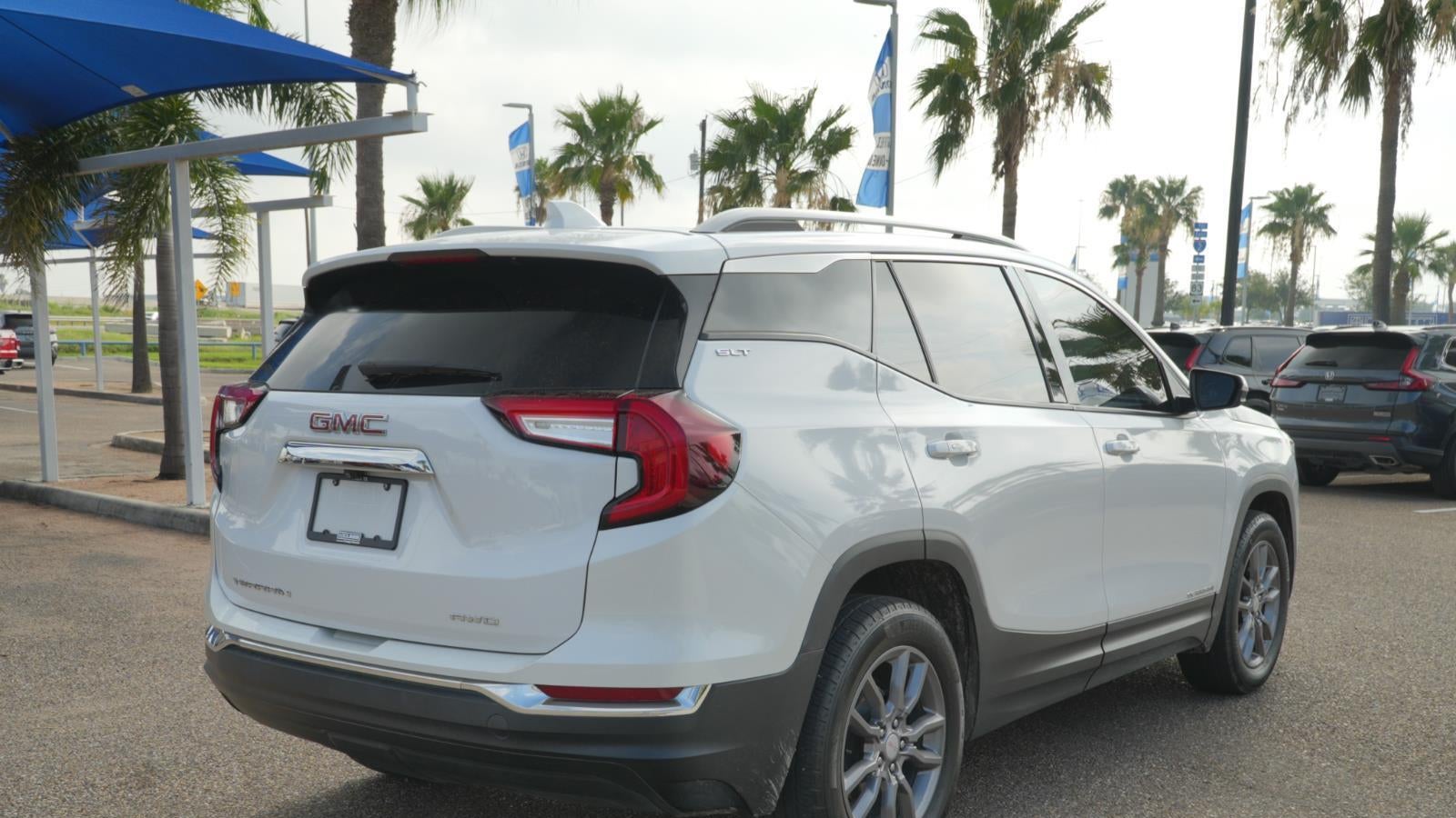 2024 GMC Terrain SLT