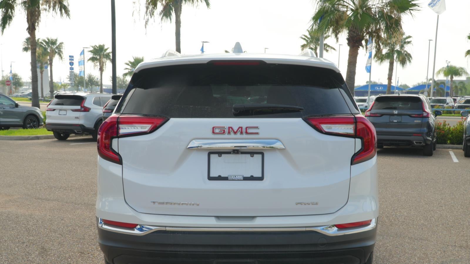 2024 GMC Terrain SLT