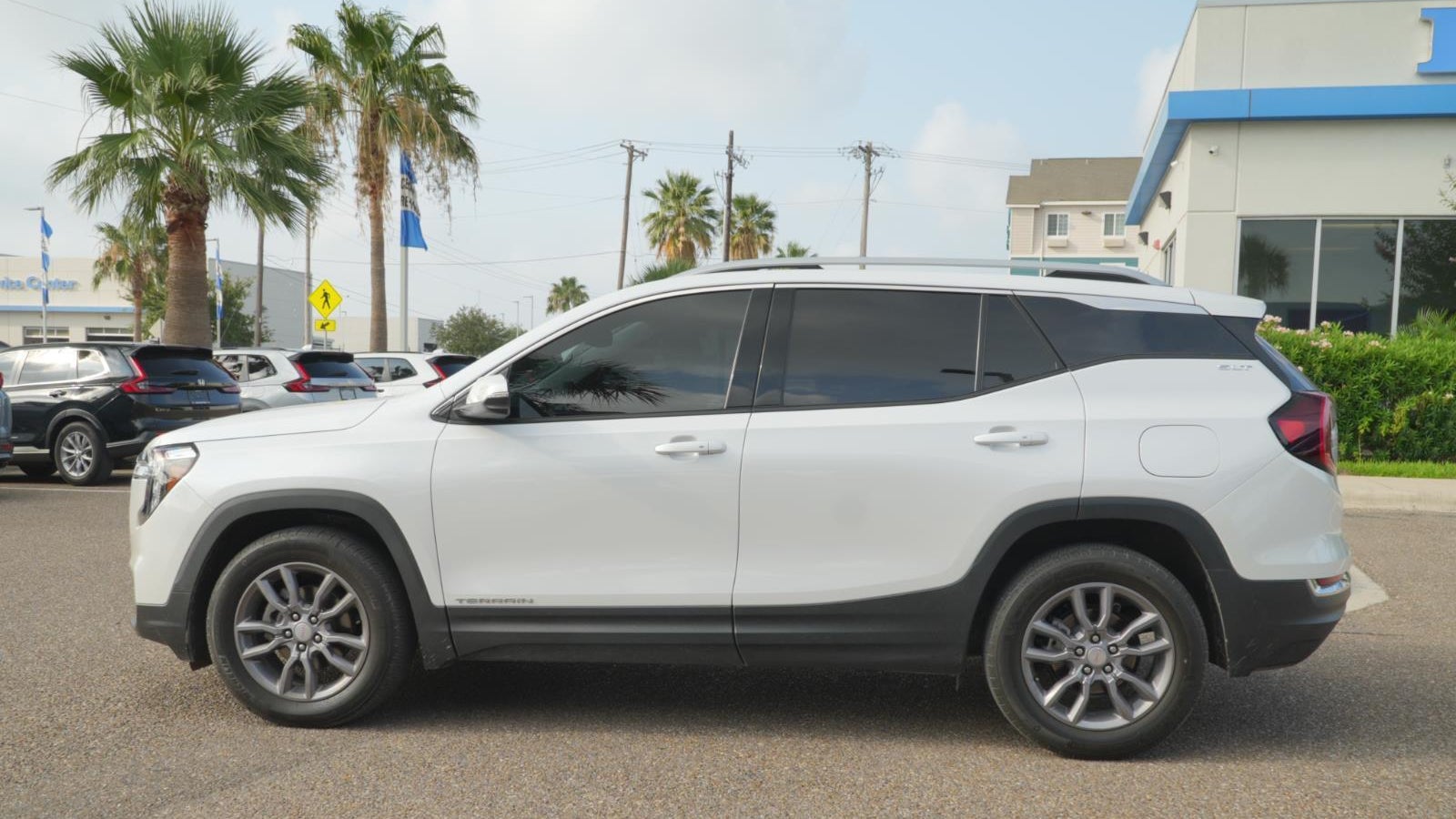 2024 GMC Terrain SLT