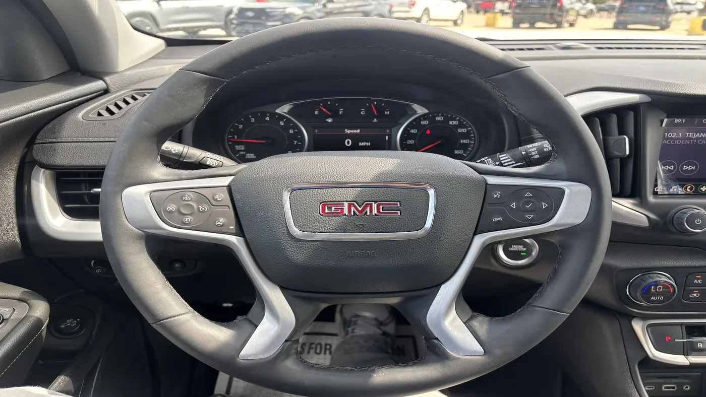 2024 GMC Terrain SLT
