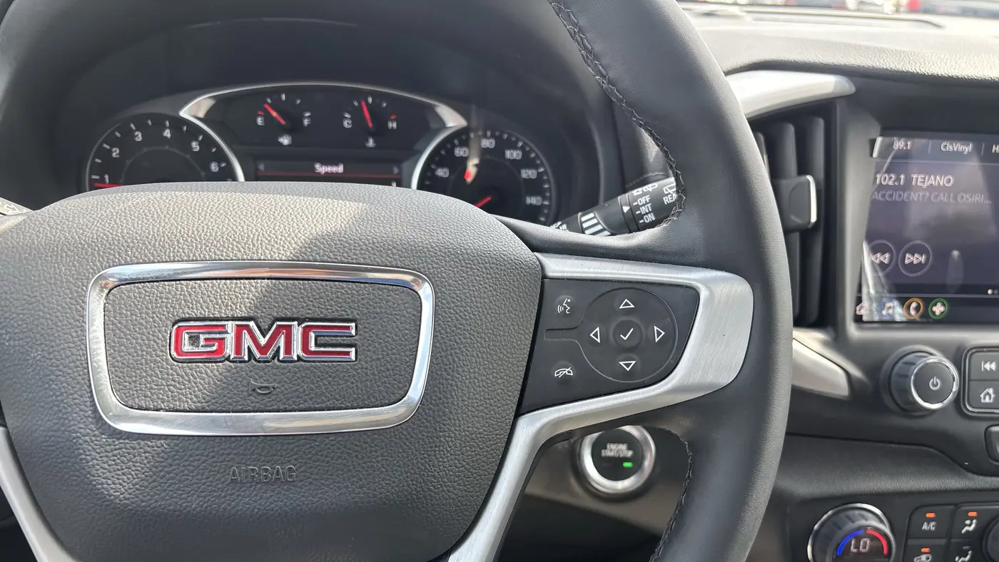 2024 GMC Terrain SLT