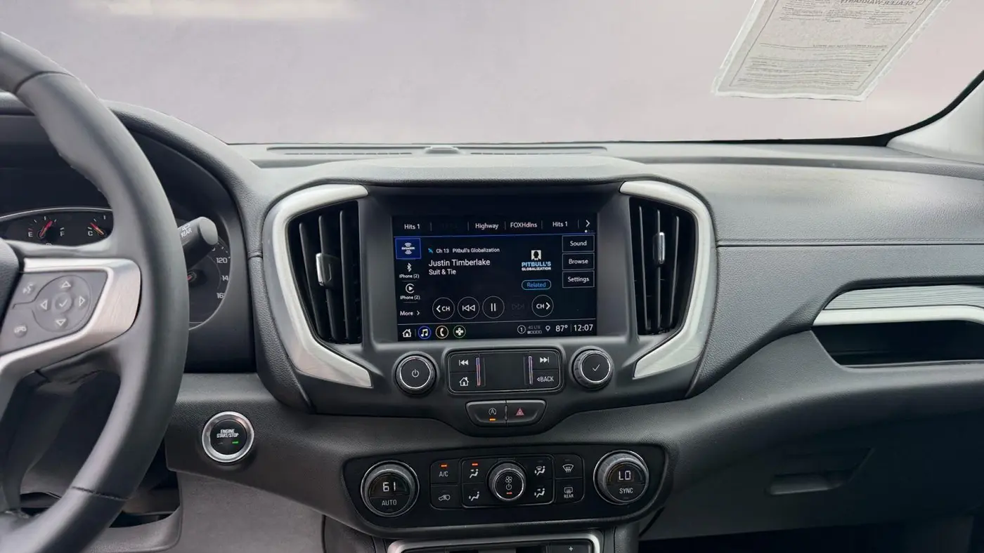 2024 GMC Terrain SLT