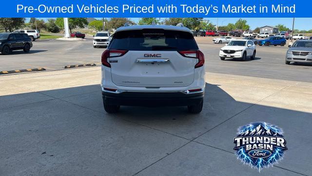2024 GMC Terrain SLT