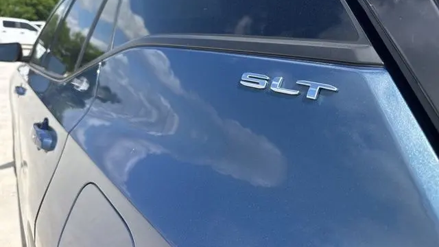 2024 GMC Terrain SLT