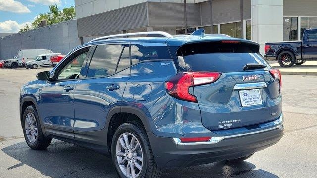 2024 GMC Terrain SLT
