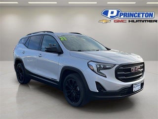 2021 GMC Terrain with Quicksilver Metallic Exterior