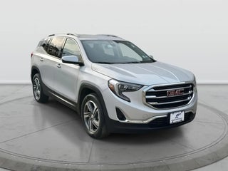 2021 GMC Terrain with Quicksilver Metallic Exterior