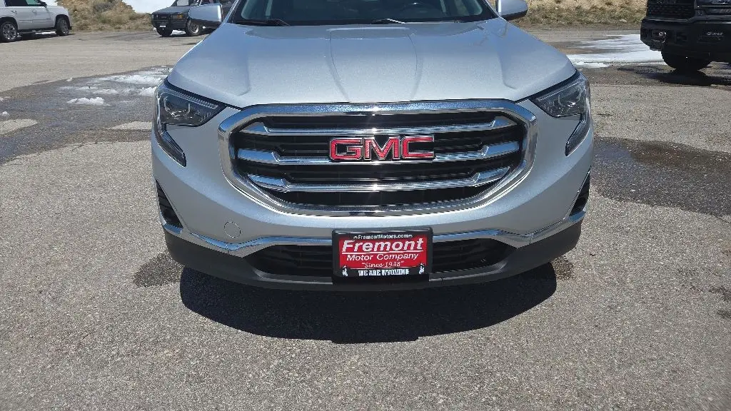 2020 GMC Terrain SLT
