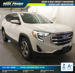 2020 GMC Terrain with Summit White Exterior