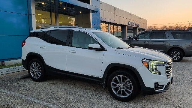2022 GMC Terrain SLT