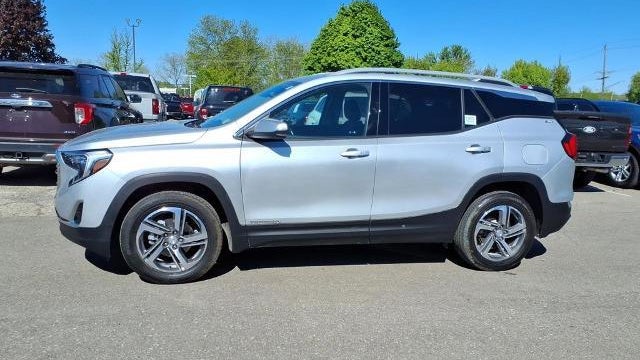 2021 GMC Terrain SLT
