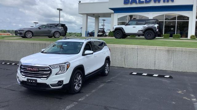 2022 GMC Terrain SLT