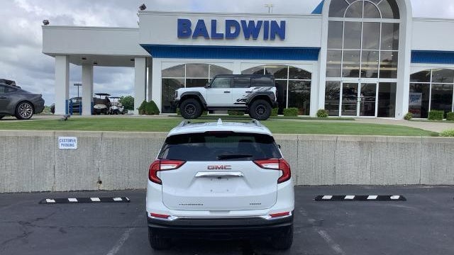 2022 GMC Terrain SLT