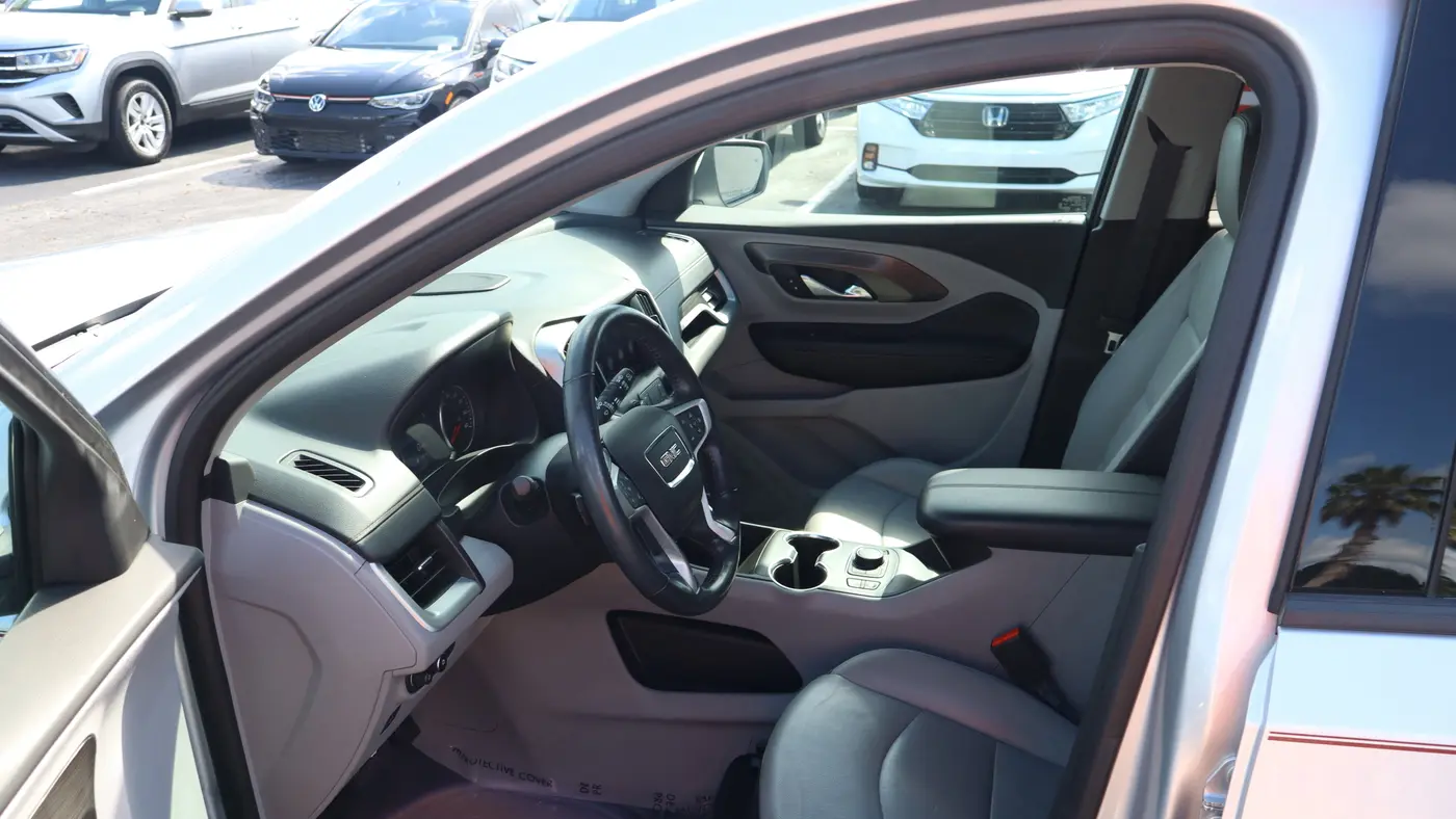 2020 GMC Terrain SLT