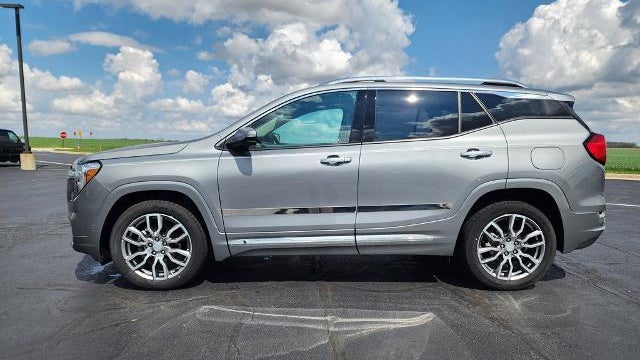 2023 GMC Terrain Denali