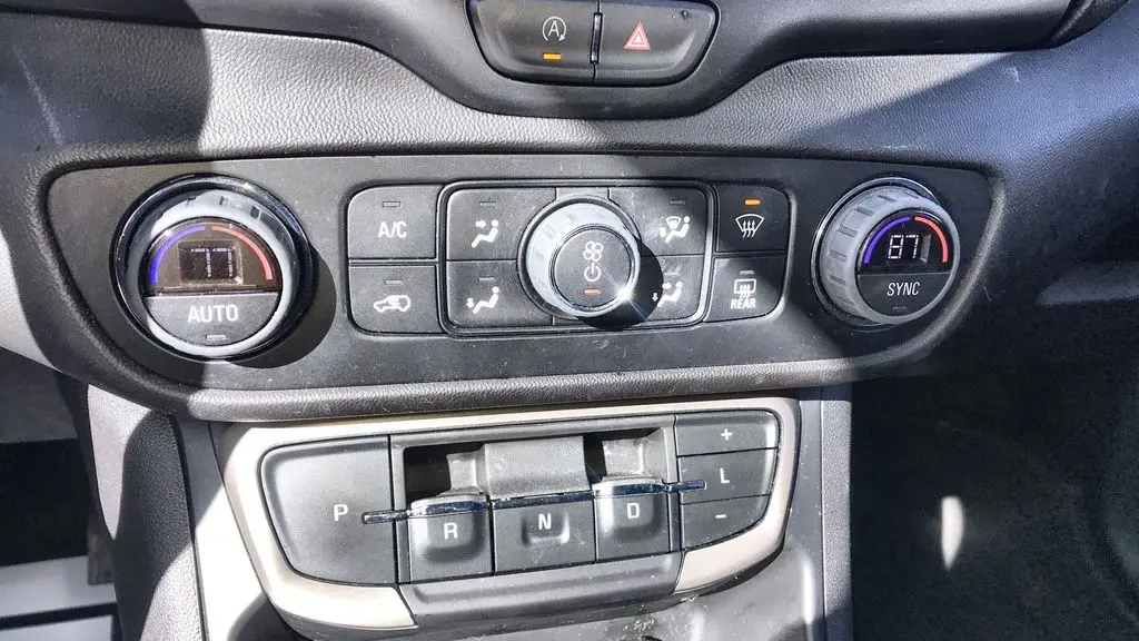 2023 GMC Terrain Denali
