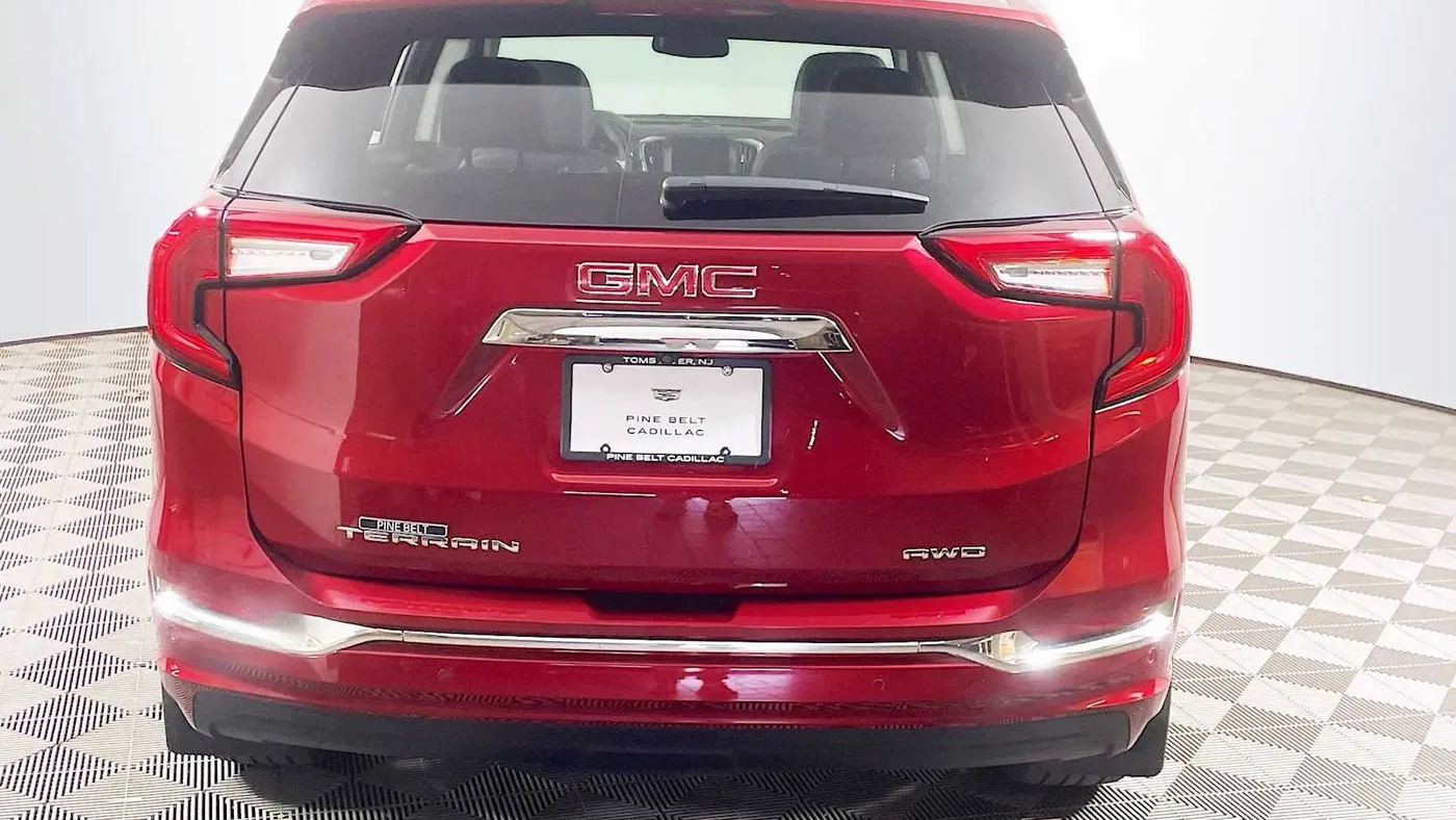 2023 GMC Terrain Denali