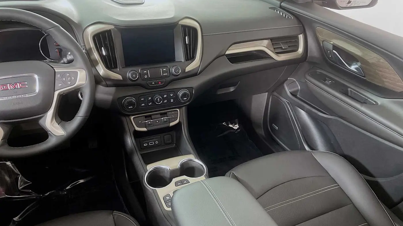 2023 GMC Terrain Denali