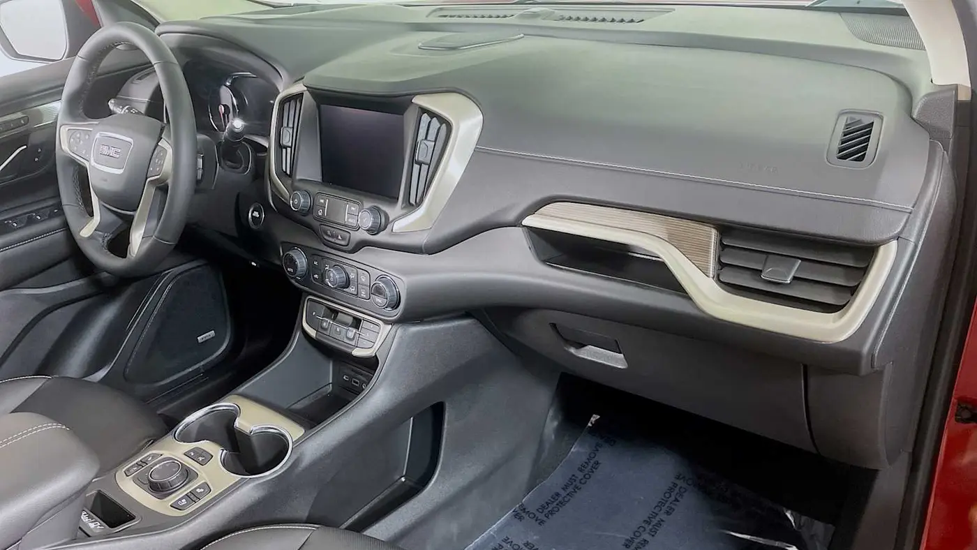 2023 GMC Terrain Denali