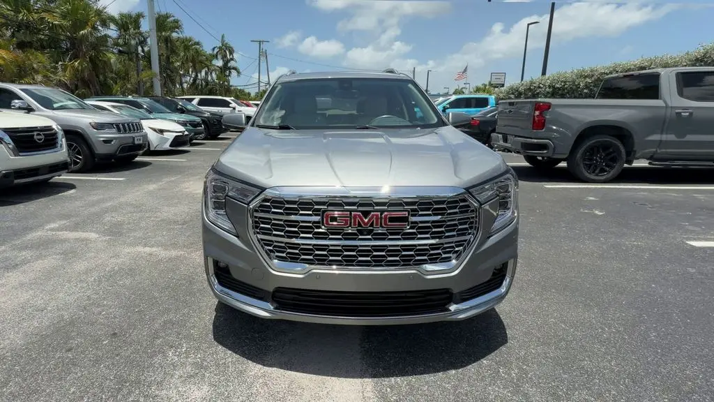 2023 GMC Terrain Denali