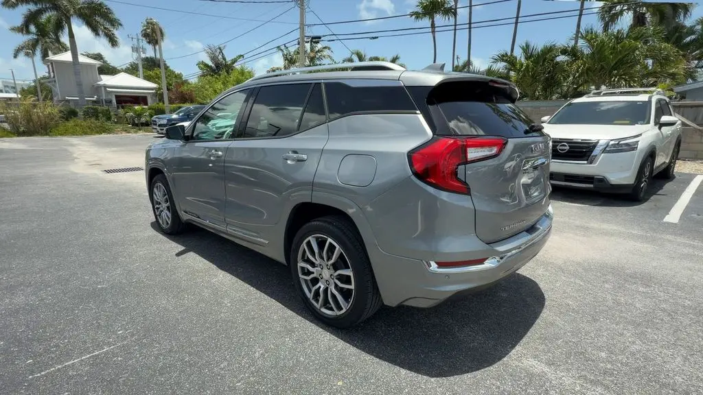 2023 GMC Terrain Denali