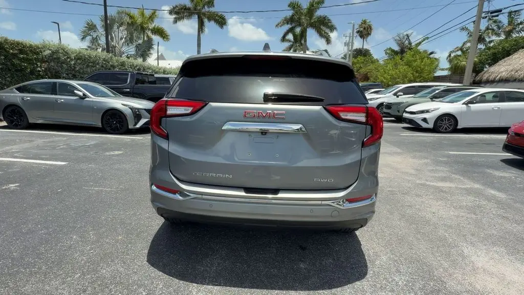 2023 GMC Terrain Denali