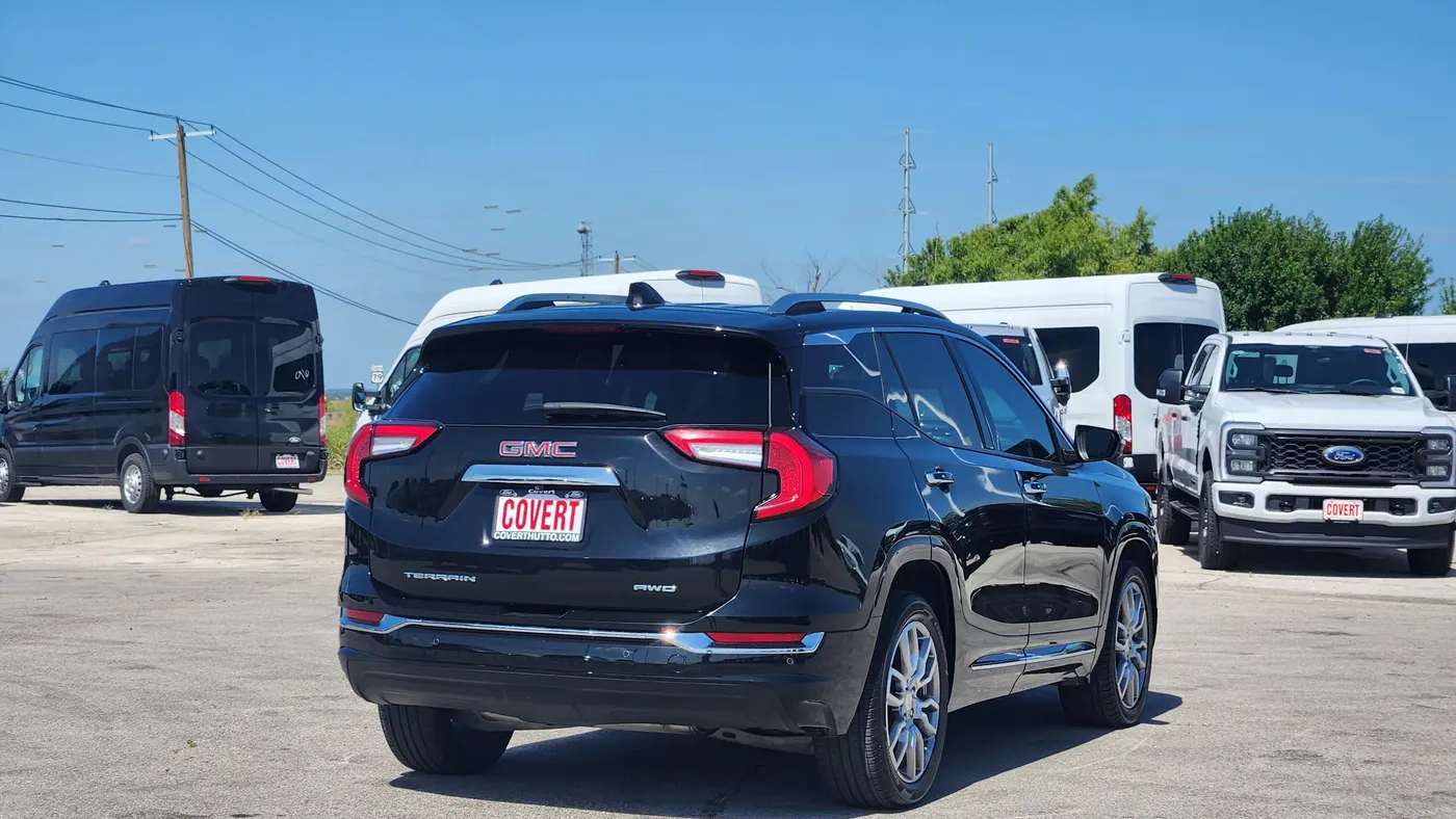 2023 GMC Terrain Denali