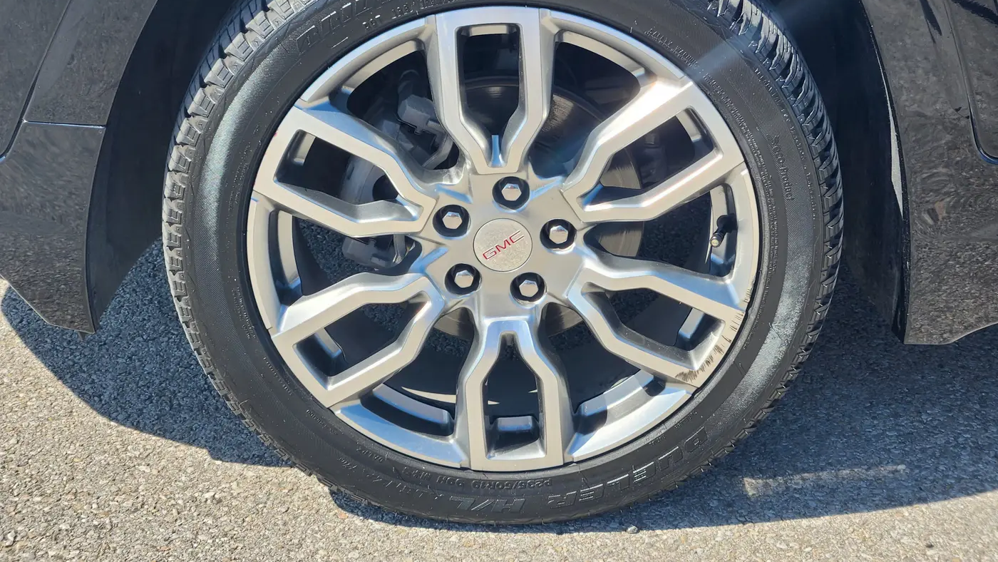 2023 GMC Terrain Denali