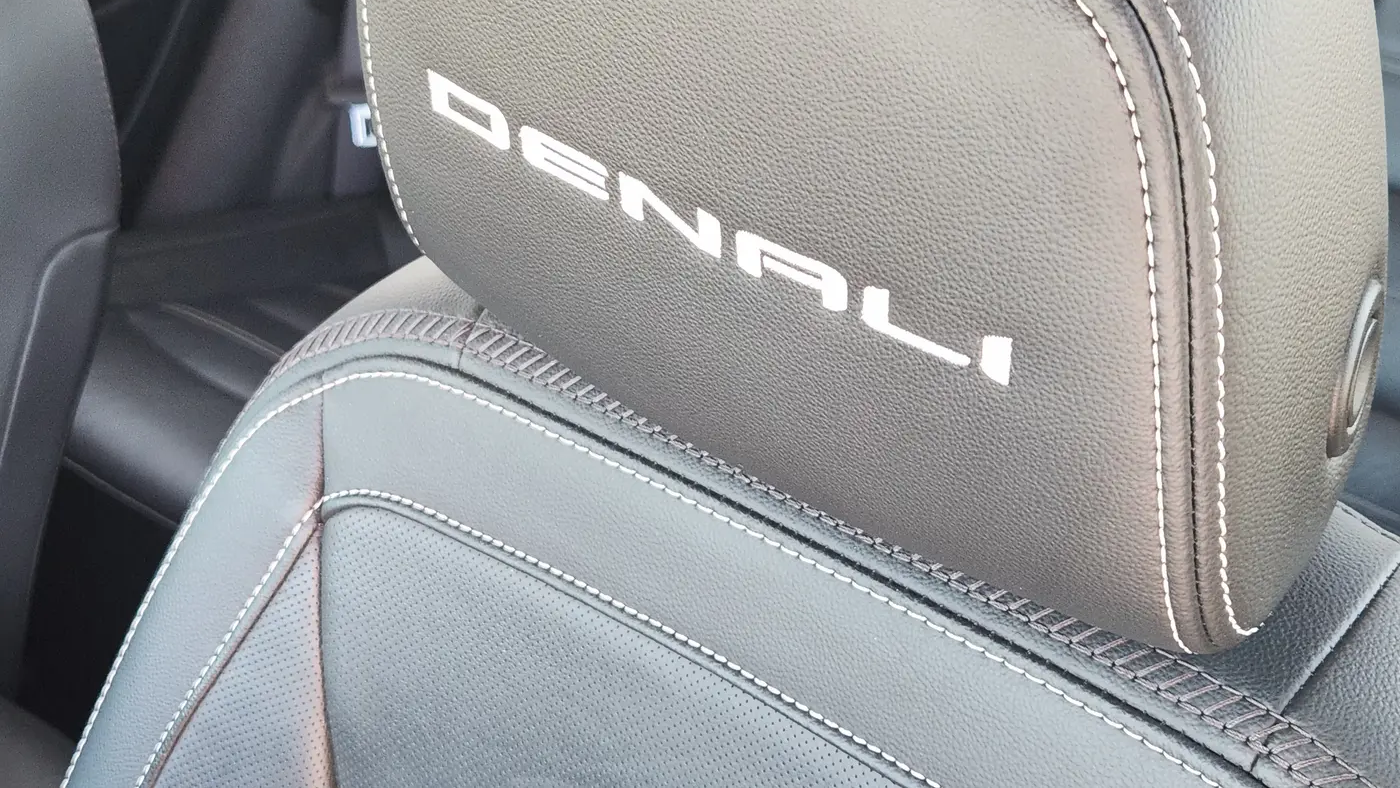 2023 GMC Terrain Denali