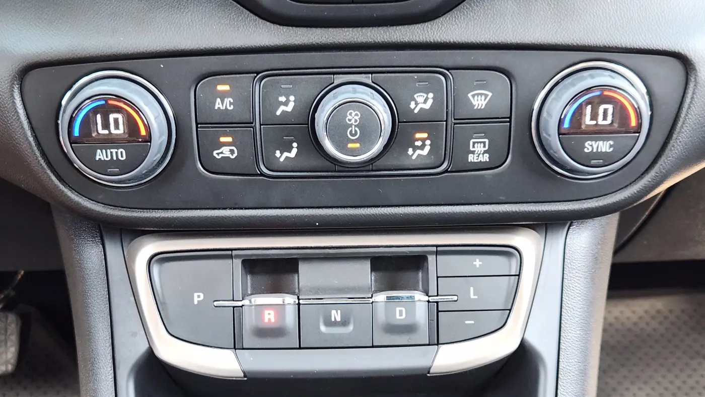 2023 GMC Terrain Denali
