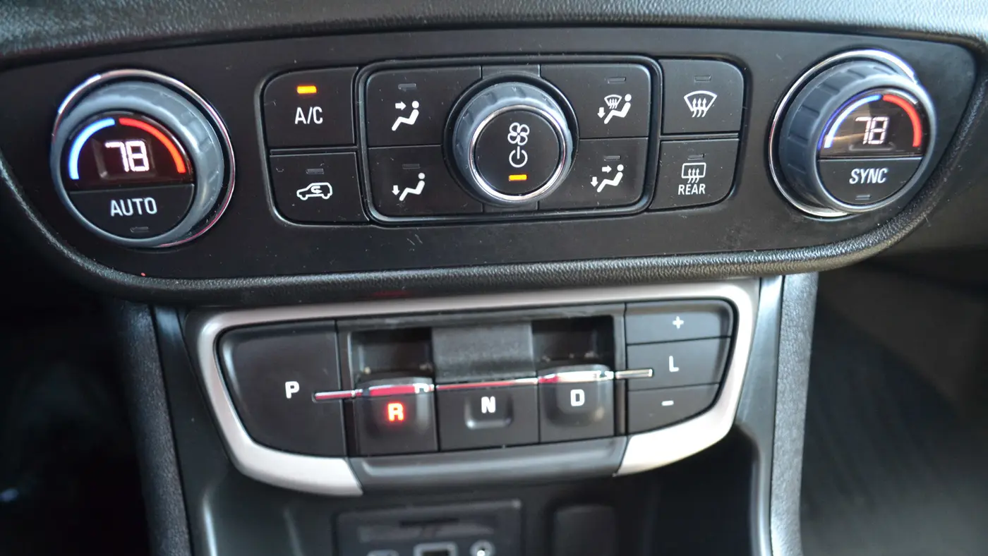 2022 GMC Terrain Denali