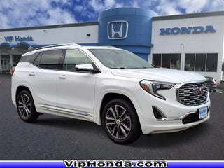 2020 GMC Terrain with Summit White Exterior