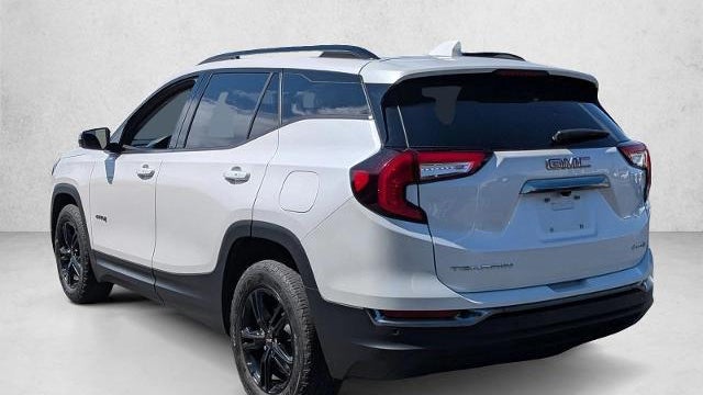 2024 GMC Terrain AT4