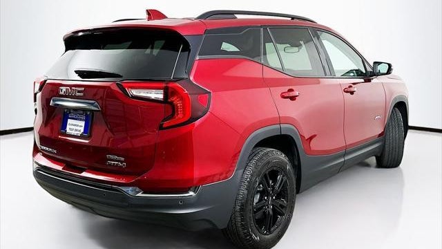 2024 GMC Terrain AT4