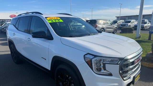 2024 GMC Terrain AT4
