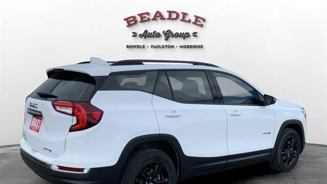 2023 GMC Terrain AT4