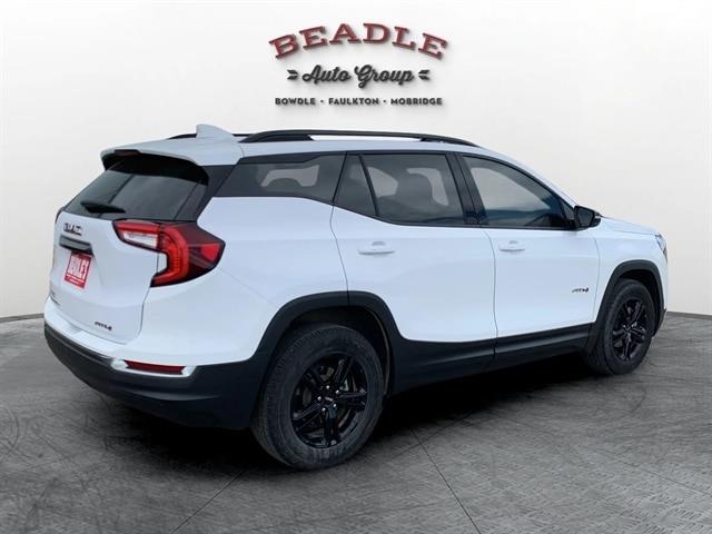 2023 GMC Terrain - $28,900