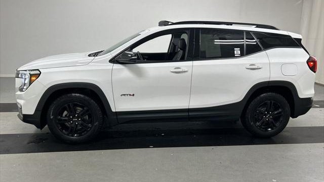 2023 GMC Terrain AT4