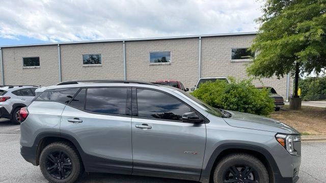 2023 GMC Terrain AT4