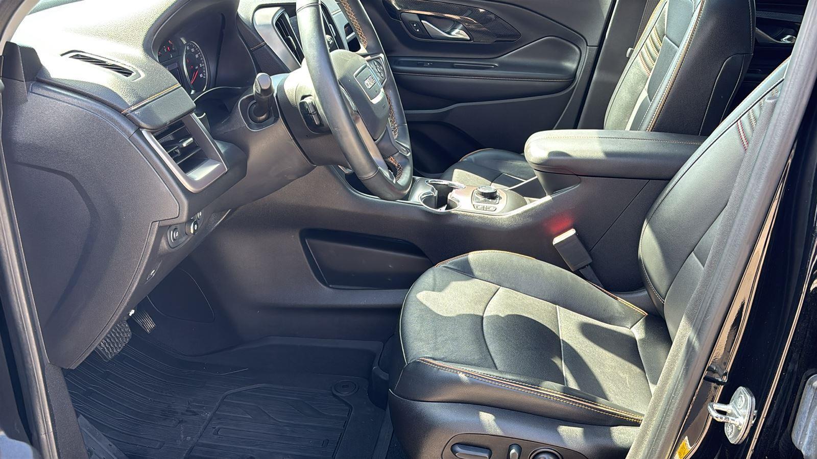 2023 GMC Terrain AT4