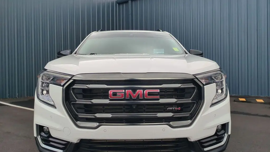 2023 GMC Terrain AT4