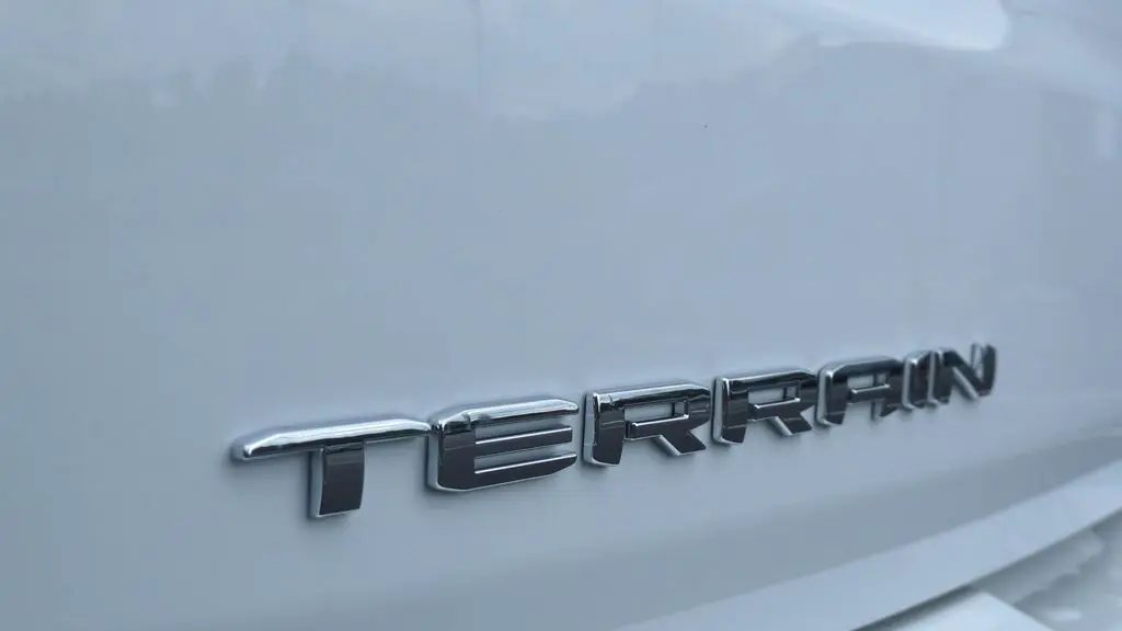 2023 GMC Terrain AT4