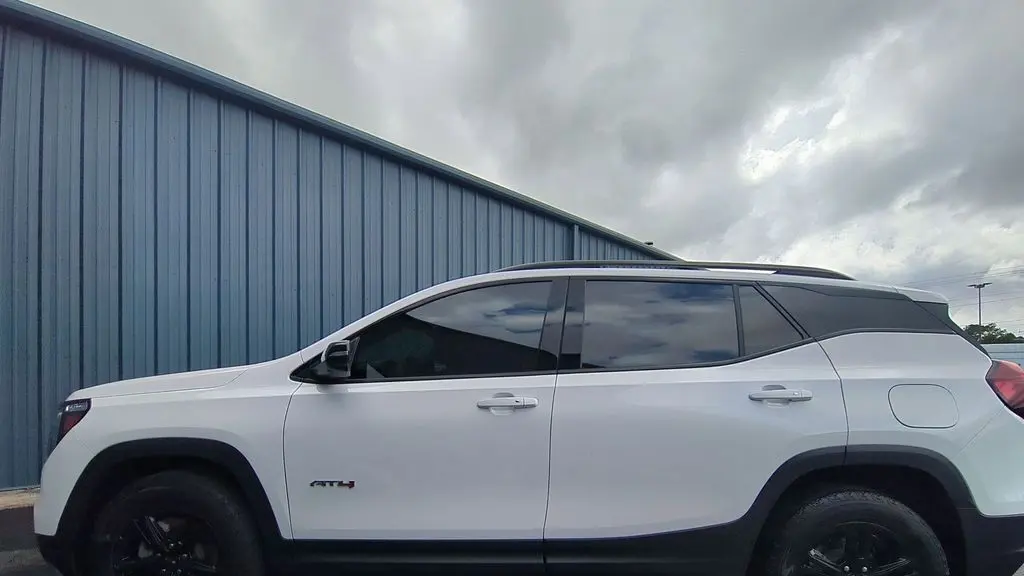 2023 GMC Terrain AT4