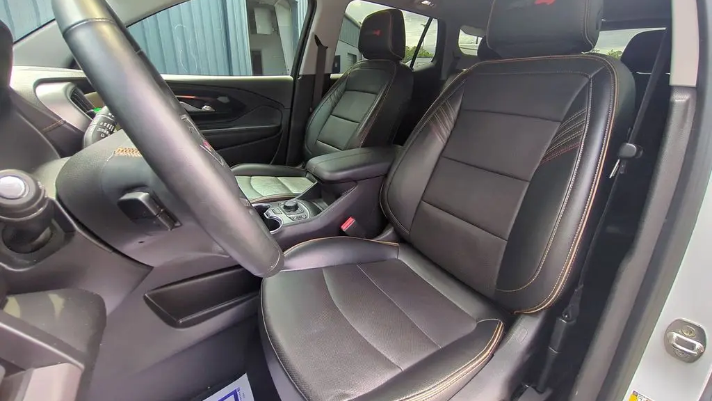 2023 GMC Terrain AT4