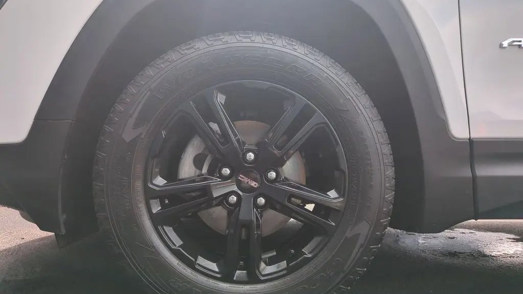 2023 GMC Terrain AT4