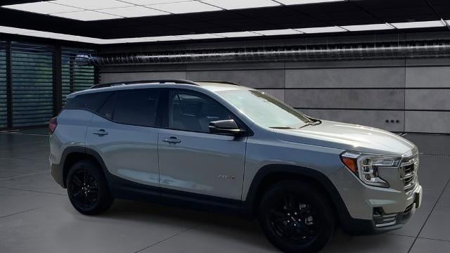 2024 GMC Terrain AT4