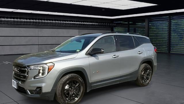 2024 GMC Terrain AT4