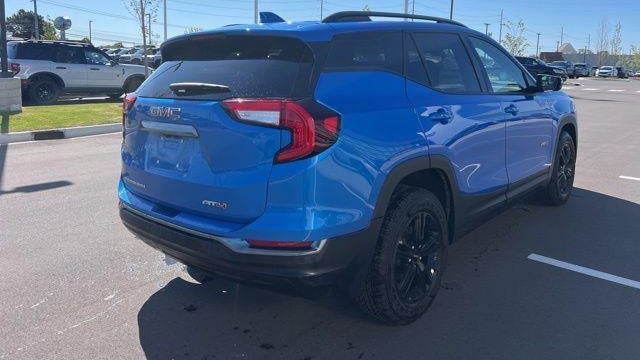 2024 GMC Terrain AT4